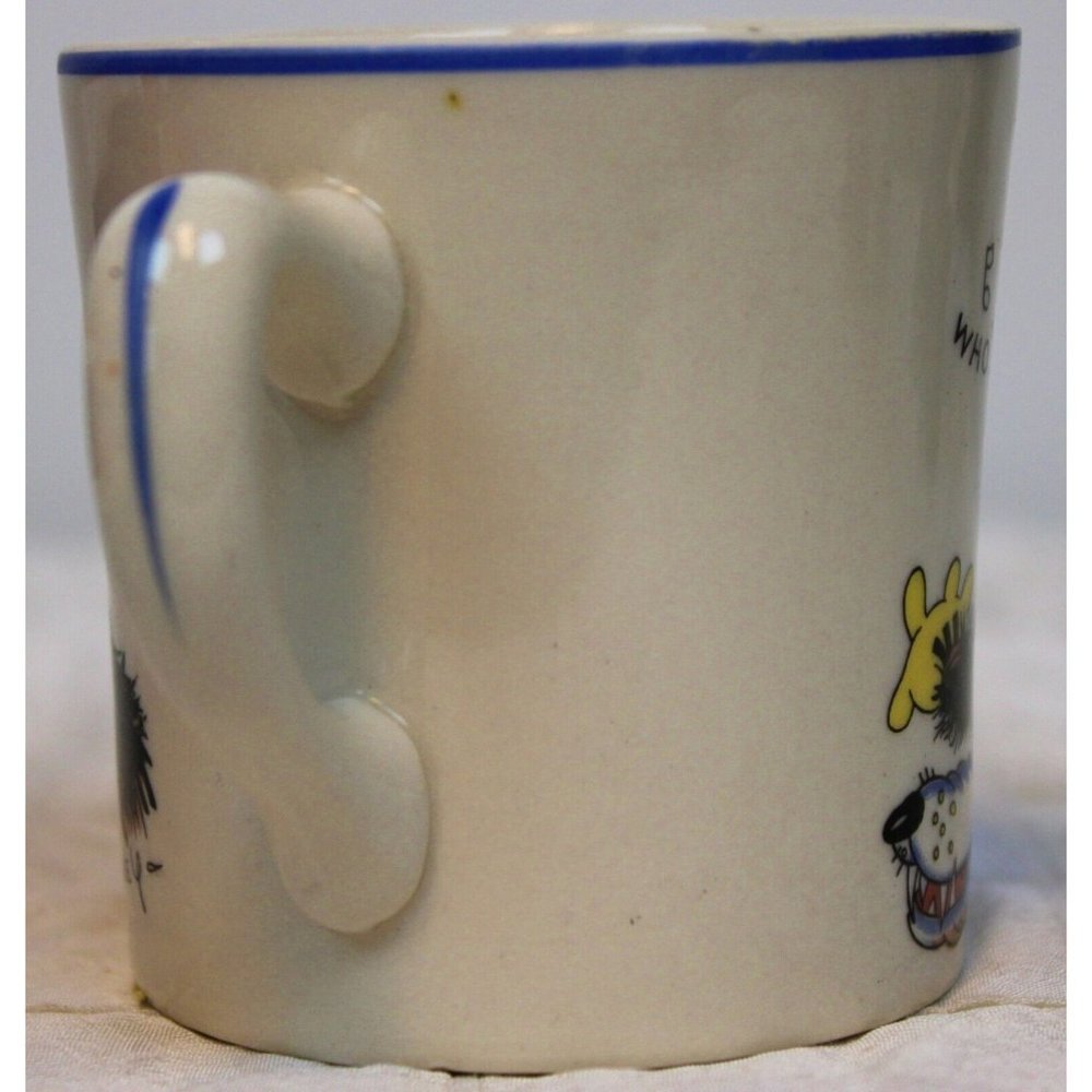 VTG 1930s Walt Disney Three Little Pigs Small Mug Patriot China Wolf Music Dance - Picture 6 of 10